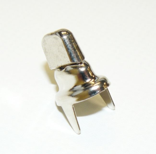410 NICKEL TURN BUTTON STUD